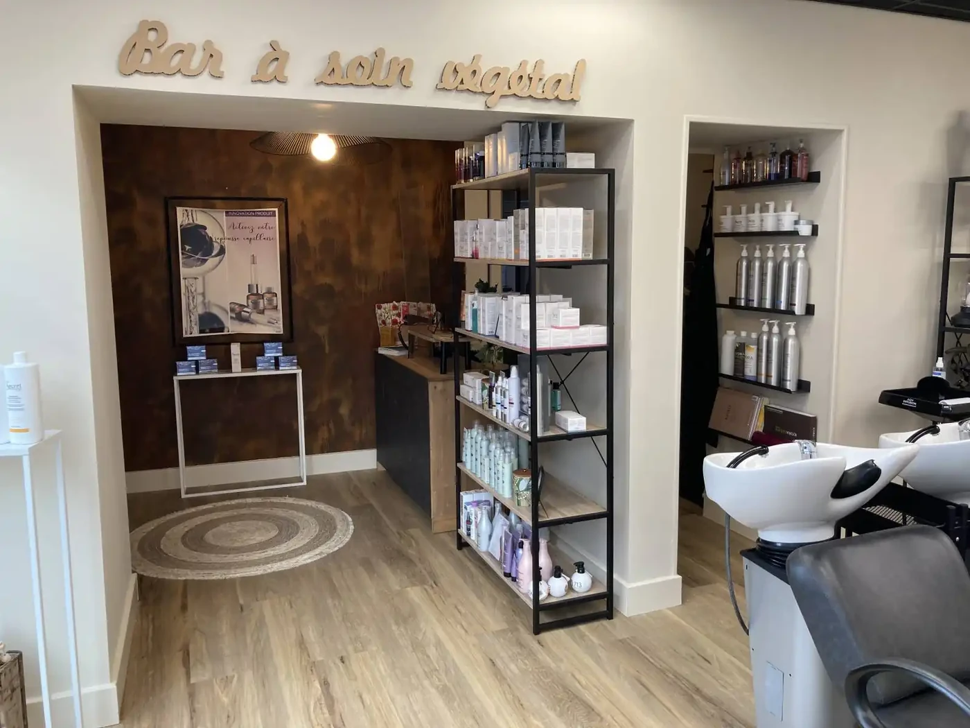 Murs en peinture et effet rouille  