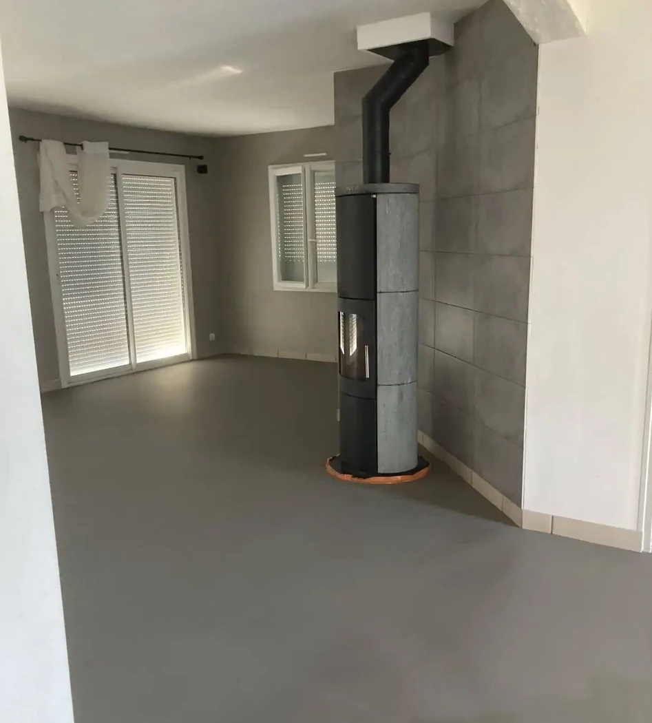 Ragréage avant pose de sol